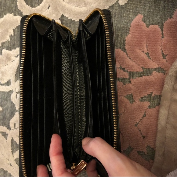 Rebecca Minkoff 'Ava' wallet - like new - Picture 5 of 6